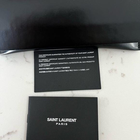 EUC Saint Laurent SL 507 - Picture 8 of 8